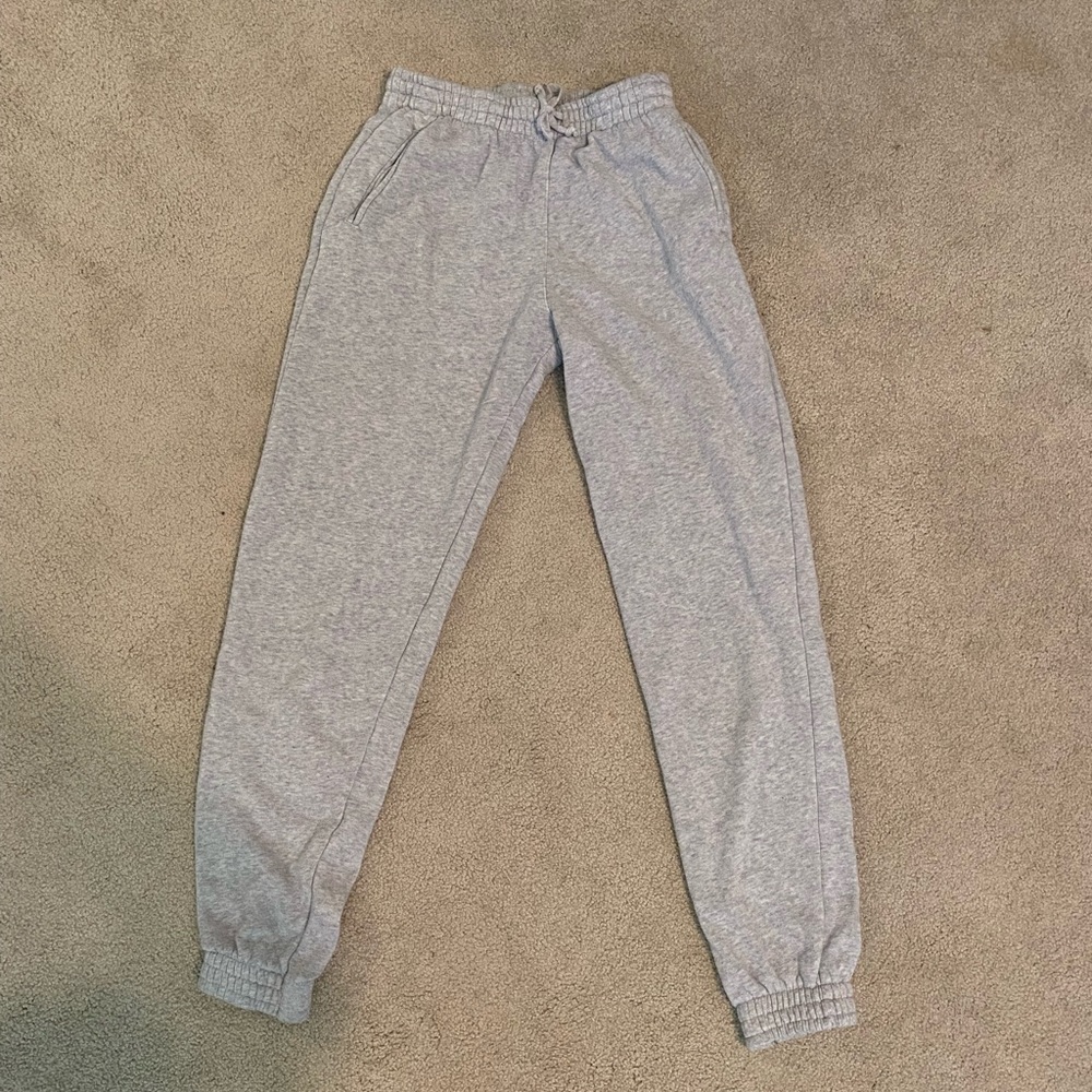Brandy mellvile gray sweatpants!